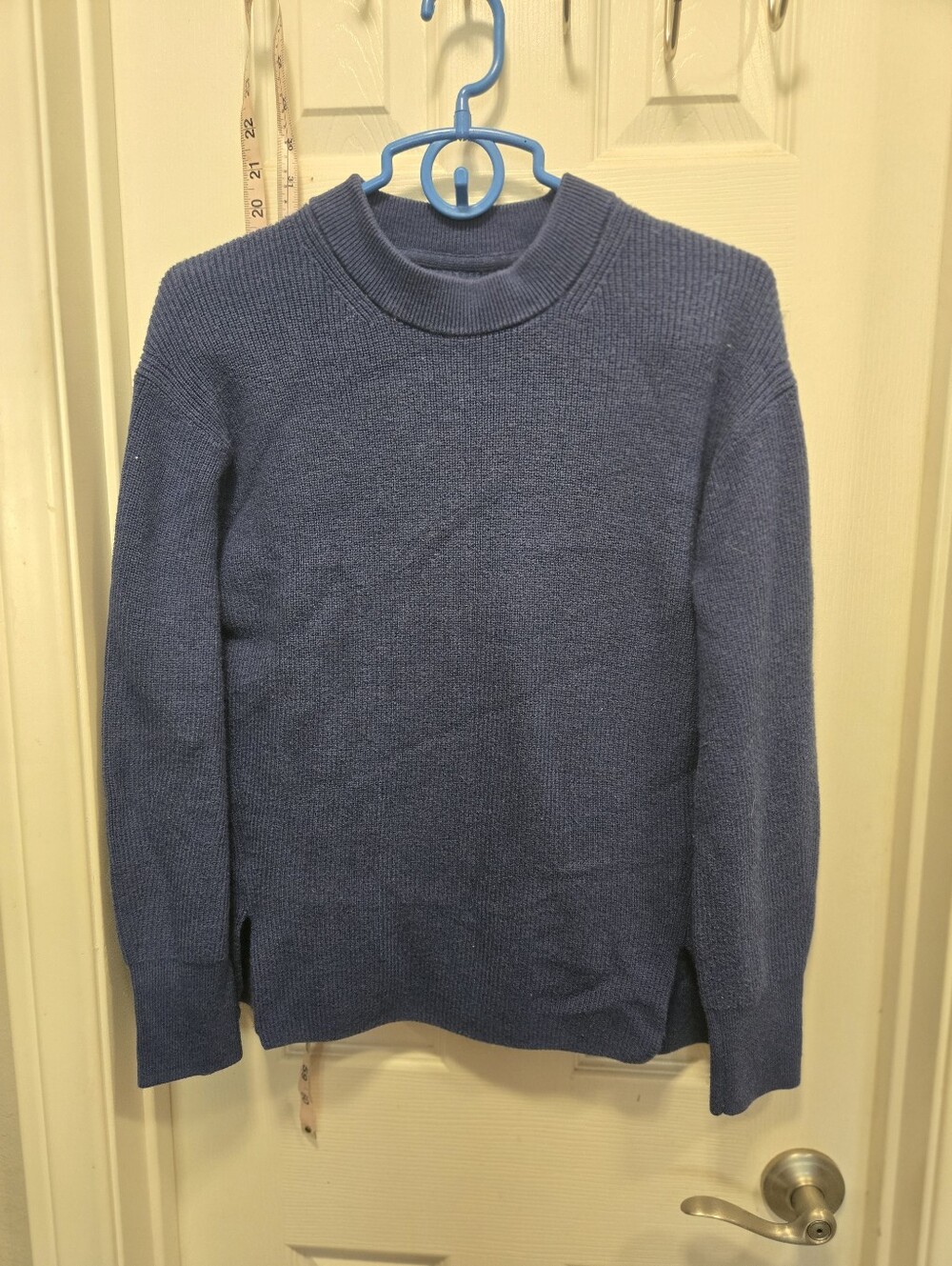 Lululemon Merino Wool-Blend Ribbed Crewneck Sweater Size M? - Picture 1 of 5